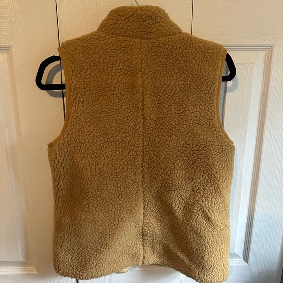J. Crew Sherpa Vest - Picture 3 of 3